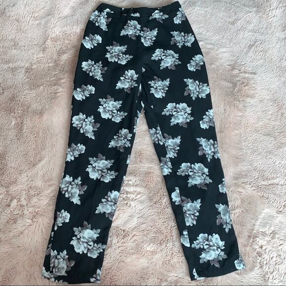 Leith Black and White Floral Print Lined Crop Casual Pants Size: XS - Picture 1 of 14